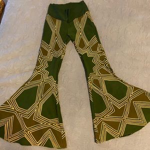 Rare MeloPhoenix Turkstar Pants Size Medium